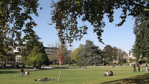Orages : Orléans et Châteauroux ferment les parcs