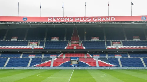 Découvrez le tout nouveau maillot collector du PSG !