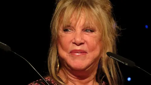 L’ex d’Eric Clapton et George Harrison met en vente leurs lettres...