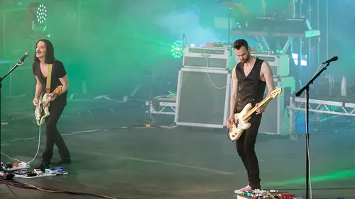 “The Search For Meaning” : Un doc sur Placebo au cinéma pour une...