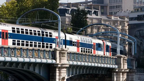 Le RER D interrompu ce lundi en raison d’un incendie