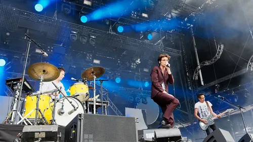 Radio Elvis coupe le son