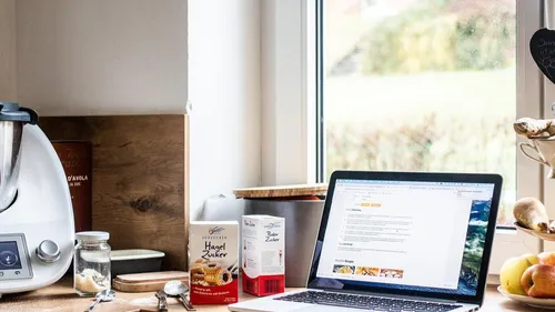 Elle piège Parcoursup en envoyant une recette de cuisine au lieu...