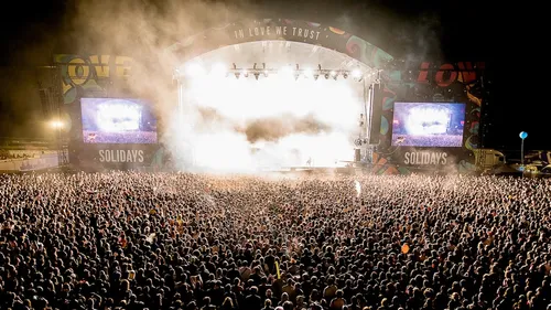 Solidays 2026 frappe fort : Orelsan, Gims, Zara Larsson… un line-up...