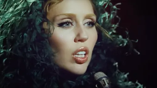 Miley Cyrus dévoile les premiers titres de son prochain album «...