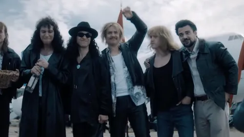 Scorpions dévoile une nouvelle bande-annonce pour le biopic Wind of...