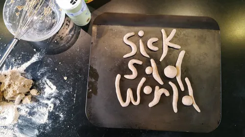 "Sick Sad World" : une troisième compil’ toujours pour la bonne...