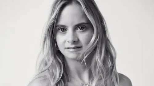 Victoria's Secret : un premier mannequin atteint de trisomie 21...