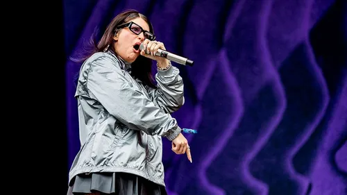 Spiritbox fait virer un spectateur violent en plein concert