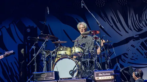 Stewart Copeland improvise sur un titre de Limp Bizkit (qu’il...
