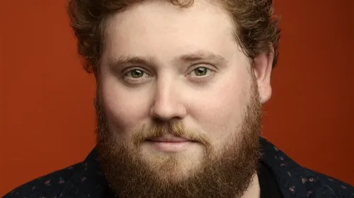 Rencontre avec Ted Etienne, acteur manceau au casting du dernier...