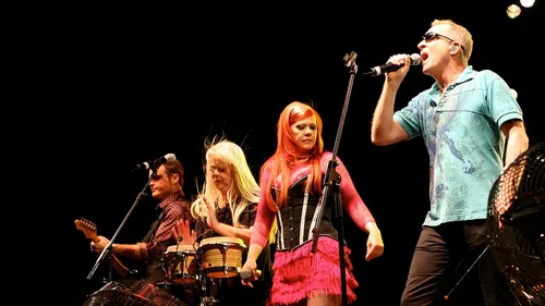 Tournée d’adieu pour The B52’s