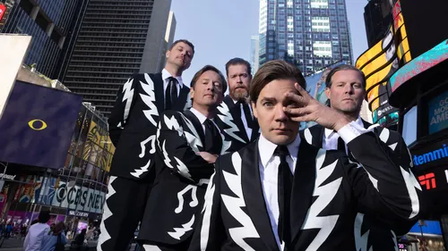 The Hives dévoile un nouvel inédit 