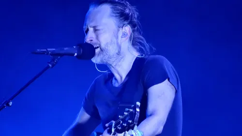 Thom Yorke pris à partie par un spectateur lors d’un concert en...