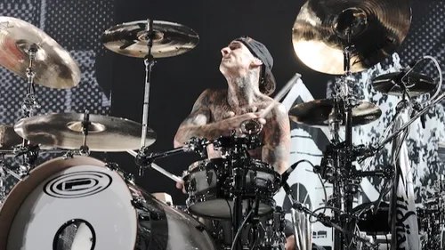 Travis Barker hospitalisé
