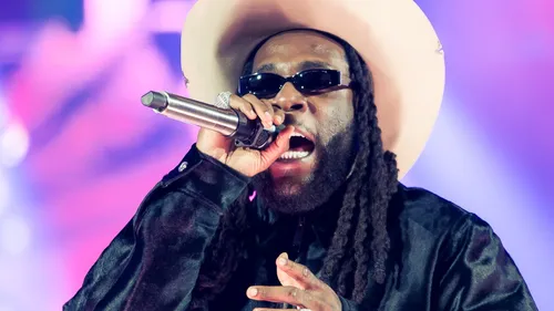 Avant son album, Burna Boy dégaine « Change Your Mind » avec Shaboozey