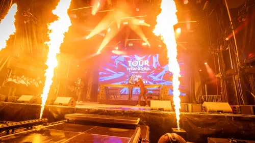 Tour Vibration 2026 : découvrez les artistes qui vont enflammer...