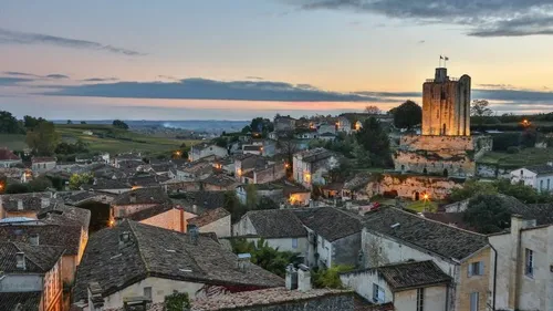 Saint-Émilion : pour le tournage d'un téléfilm, un casting est...