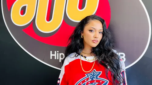 Wejdene est sur Ado pour une discussion 90% R’n’B (et 10% mode) !