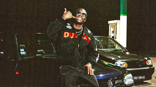 Le rappeur Yorssy cherche une première partie pour son concert à...