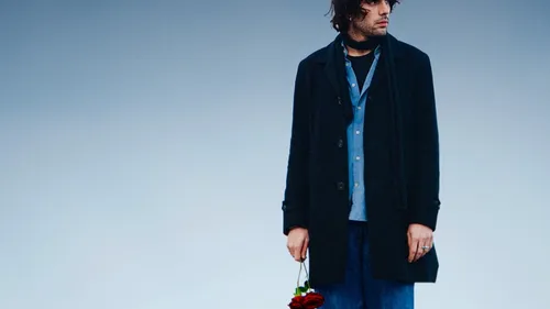 Cet artiste bordelais prend le contre-pied de la Saint Valentin en...