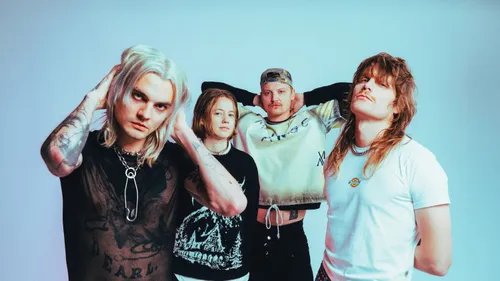 Pogo Car Crash Control dévoile son nouvel album "Negative Skills"