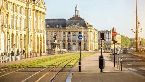 Bordeaux : la rocade deviendra-t-elle la plus grande centrale...