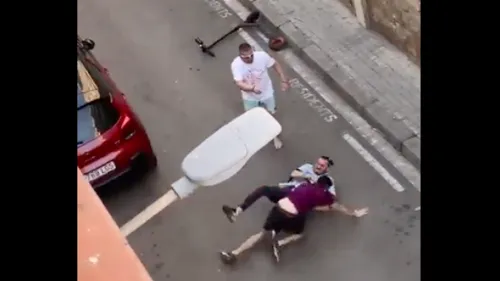 Espagne : ils tabassent un policier qu’ils prennent pour un voleur...