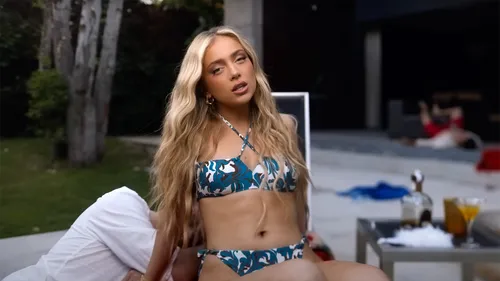 Ana Mena - Mezzanotte