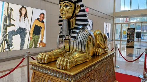 Le centre commercial La Feuilleraie connecté avec vous !