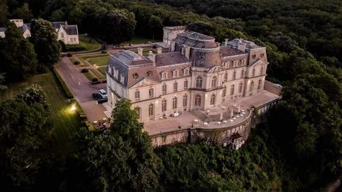 Gastronomie : le 13ème Marché Complice s’installe au château...