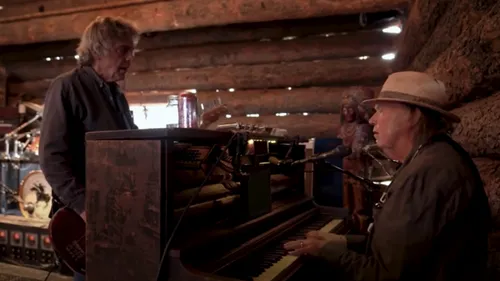 Neil Young & Crazy Horse : le documentaire « A Band A Brotherhood A...