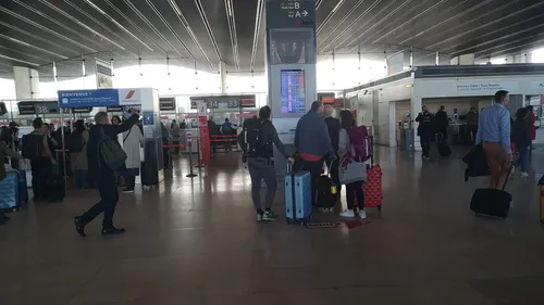 Bordeaux-Mérignac : l'aéroport évacué pour la troisième fois en...