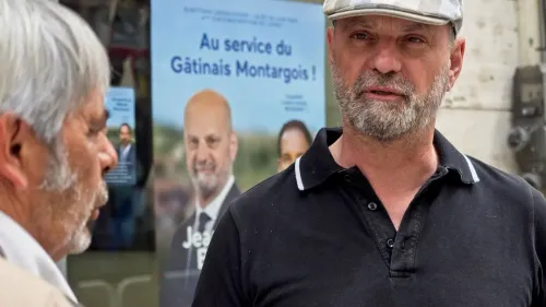 Deux enseignants jugés en correctionnelle pour avoir aspergé de...