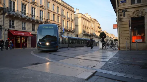 Bordeaux : risque d'effondrement imminent place Gambetta