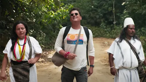 Carlos Vives, ChocQuibTown - Montaña Solitaria