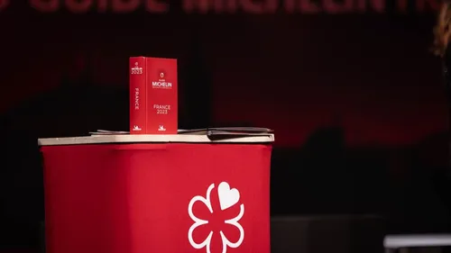 Guide Michelin : deux premières étoiles et une étoile verte pour...