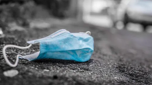 COVID-19 : la situation sanitaire continue de s’améliorer en...