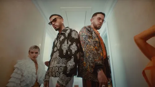 De La Ghetto, Rauw Alejandro - Loco Por Perrearte Remix