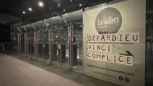 Tours : des collectifs féministes dénoncent la venue de Gérard...