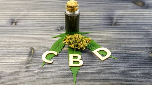 Glaces, matelas, vêtements, papier toilette : l'usage de la CBD n'a...