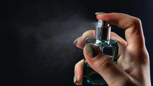 Minute conso : le succès des dupes de parfums