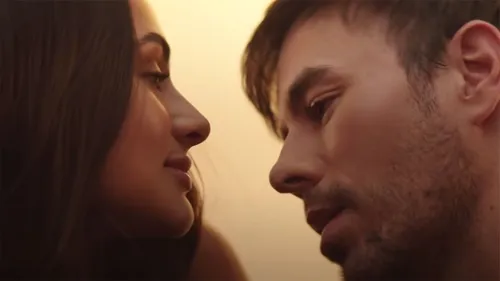 Enrique Iglesias - PENDEJO