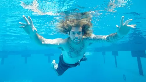 « Baby Nirvana » : Spencer Elden peut poursuivre le groupe, la...