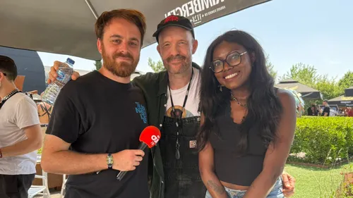 "Les rééditions c'est de la merde" : notre interview de Refused au...