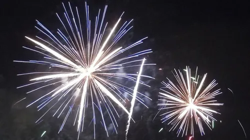 Ils veulent tirer un feu d’artifice pour l’anniversaire d’un détenu...
