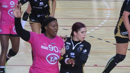 Sport de haut niveau : le cycle menstruel de moins en moins tabou ?