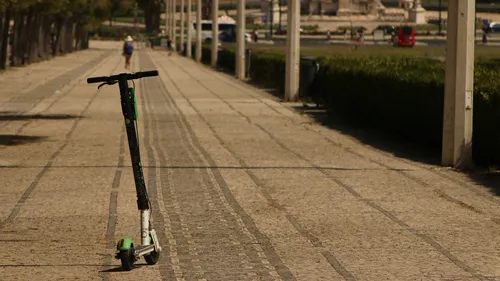 Braquage d’une bijouterie à trottinette : 2 suspects arrêtés