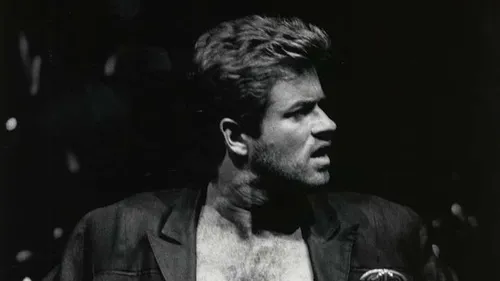 George Michael revit en concert dans le teaser de « The Faith Tour »