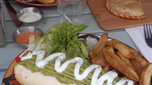 Florian et Ludo testent des spécialités chiliennes !
